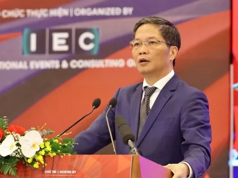 Đặt ra những mục tiêu thách thức để chuyển đổi số, chuyển đổi xanh
