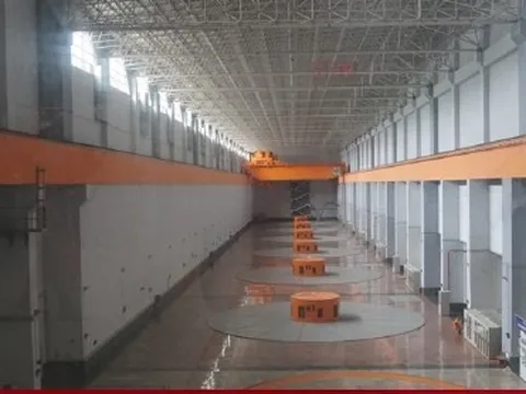 Cảnh tiết kiệm điện tại nhà máy thủy điện lớn nhất Đông Nam Á