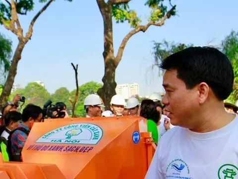 Ông Nguyễn Đức Chung giải trình gì về số tiền hàng tỷ đồng được biếu dịp Tết ?