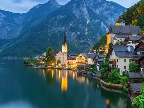 Những địa danh được đánh giá là "cổ tích có thật" cho những ai chán thành phố xô bồ, Việt Nam cũng góp mặt với tên làng chài nổi tiếng