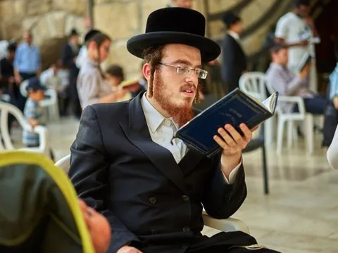 Mật mã làm giàu của người Do Thái xưa: Trí tuệ mở rộng, công việc chuyên cần, đầu tư đúng lúc