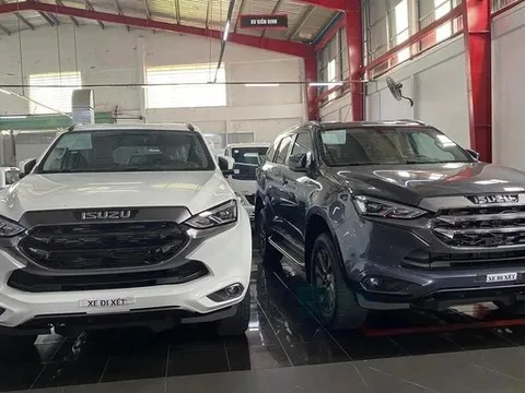 Đại lý xả kho Isuzu mu-X 2022: Giảm 145 triệu, nỗ lực tìm khách dưới sức ép của Everest và Santa Fe