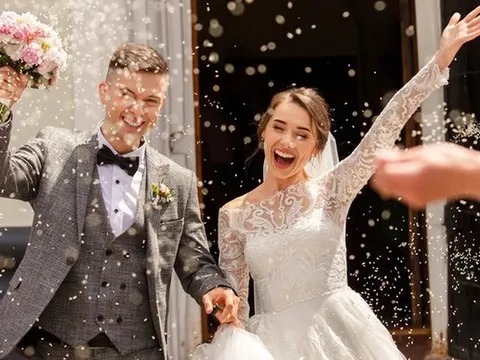 Xu hướng đám cưới xa xỉ khiến nhiều khách mời "mắc nợ"