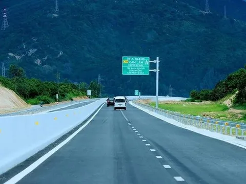 Cao tốc vượt tiến độ 3 tháng: Tập đoàn Sơn Hải đã đề xuất nhiều kiến nghị và được Thủ tướng đồng ý
