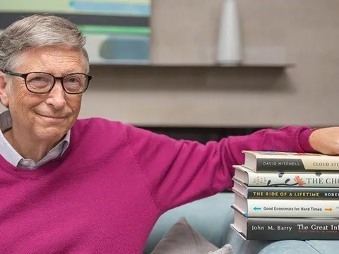 Giải mã 'bí thuật' đọc sách không 'rơi rụng' thông tin của Bill Gates