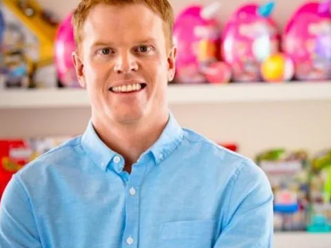 Bài học khởi nghiệp của tỷ phú từng chỉ dám tiêu 47 ngàn đồng/ngày