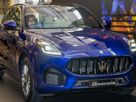 Chi tiết Maserati Grecale giá từ 4,2 tỷ đồng tại Việt Nam, lách khe cửa hẹp giữa Porsche Macan và Cayenne