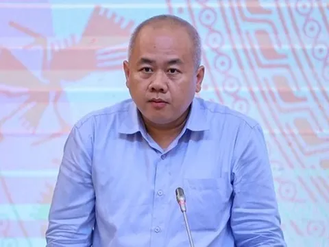 Thay đổi thành viên Tổ công tác nghiên cứu xây dựng, khai thác một số sân bay