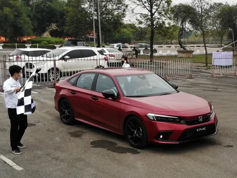 Bảng giá ô tô Honda tháng 6: Honda Civic được ưu đãi 130 triệu đồng