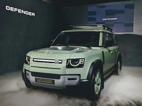 Defender 75th Limited Edition ra mắt Việt Nam - Hơn 7 tỷ đổi lấy sự khác biệt