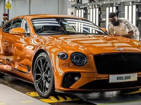 Lộ thông tin về xe điện đầu tiên của Bentley