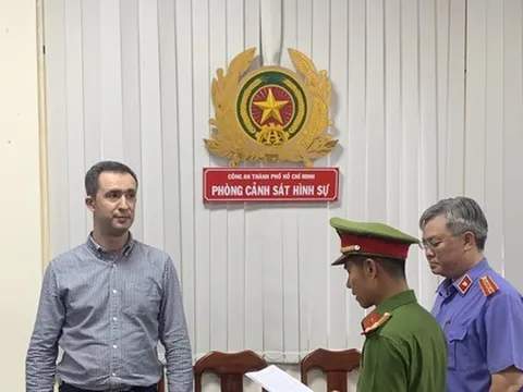 ‘Ông trùm’ người Nga điều hành đường dây tín dụng đen, lãi suất 2.555%/năm