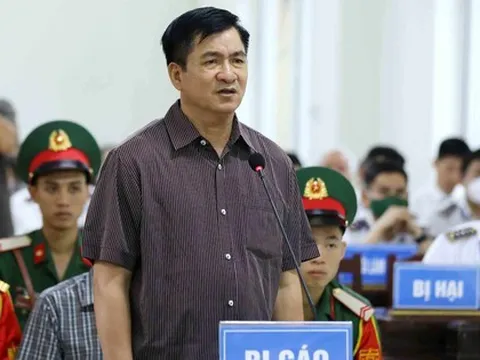 Cựu tư lệnh Cảnh sát biển khai tham ô 50 tỉ đồng để các Thủ trưởng có "nguồn vốn" đối ngoại