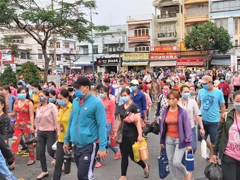 Doanh nghiệp ồ ạt cắt giảm lao động