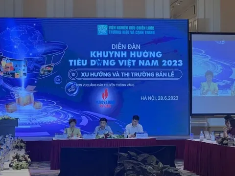 Chuyển đổi số, phát triển "xanh" thị trường bán lẻ