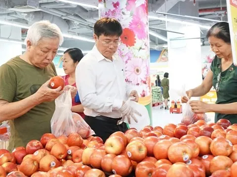 Tăng lương cơ sở: Nỗi lo tăng giá sau tăng lương