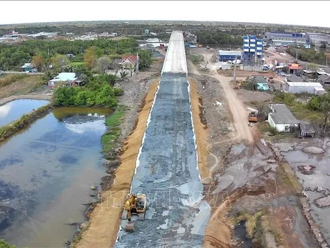 Tuyến tránh Quốc lộ 1A qua Cà Mau tiếp tục 'trượt' tiến độ về đích