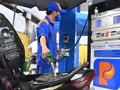 Giảm thuế nhập khẩu với xăng, dầu