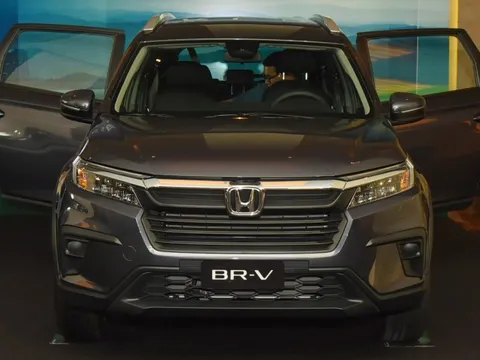 Honda BR-V 2023 ra mắt Việt Nam: Giá từ 661 triệu, giành ngôi 'vua công nghệ' từ Veloz