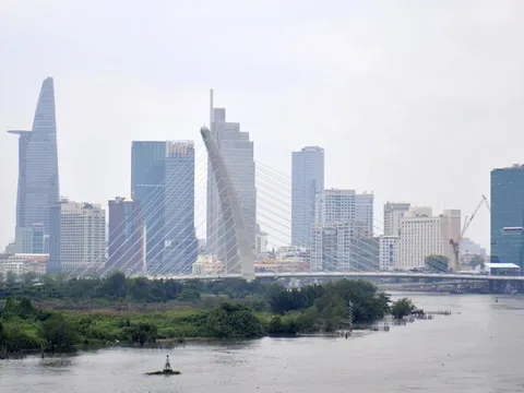 Kinh tế TP.HCM đã chạm đáy, đang bước sang giai đoạn bứt phá trở lại