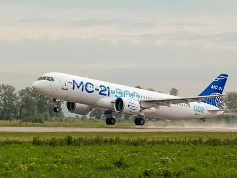 Bất ngờ với giá 'chốt' máy bay Irkut MC-21 của Nga: Rẻ bằng một nửa Airbus, Boeing?