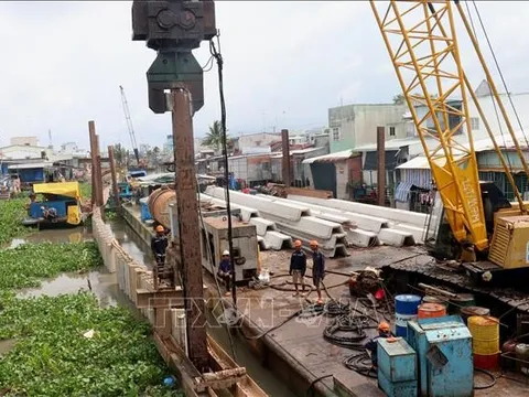 Thúc đẩy giải ngân đầu tư công tạo sức lan tỏa tới các khu vực kinh tế
