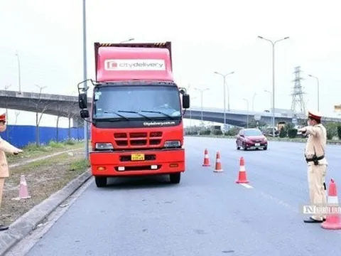 Hải Phòng: Xử lý gần 2.400 xe đầu kéo vi phạm quy định giao thông