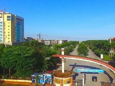 Giảng viên đột nhập phòng kế toán trường ĐH trộm tiền