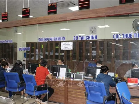 Thu ngân sách nhà nước 6 tháng đạt gần 876.000 tỷ đồng