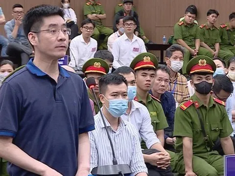 CLIP: Cựu trưởng phòng an ninh "dọa tung chứng cứ" bỏ lọt tội phạm vụ "Chuyến bay giải cứu"