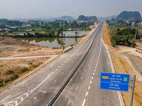 Có nên thu phí cao tốc do Nhà nước đầu tư?
