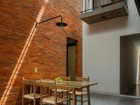 Mê mẩn với ngôi nhà vẻ ngoài đơn sơ bên trong thiết kế tiện nghi bất ngờ ở Đồng Nai