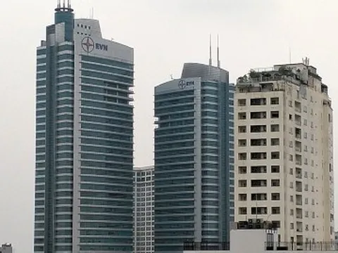Thủ tướng chỉ đạo liên Bộ và Thanh tra xem xét giải quyết các vấn đề của EVN