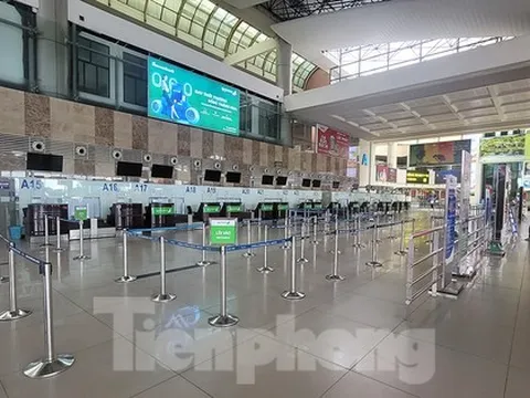 Sân bay Nội Bài 'cửa đóng, then cài' tránh bão số 1 đổ bộ