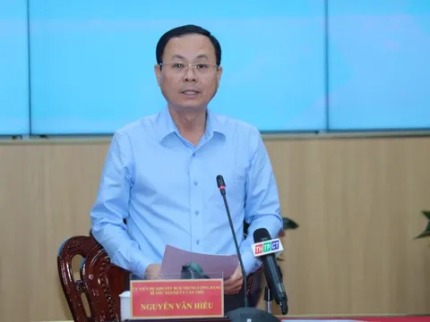 Bí thư Nguyễn Văn Hiếu: "Đừng 1 cửa chính mà 9 cửa phụ”