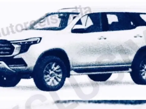 Tranh cãi về hình ảnh Toyota Fortuner 2024 mới rò rỉ: Dáng quá giống đời cũ, nhiều chi tiết 'chắp vá'