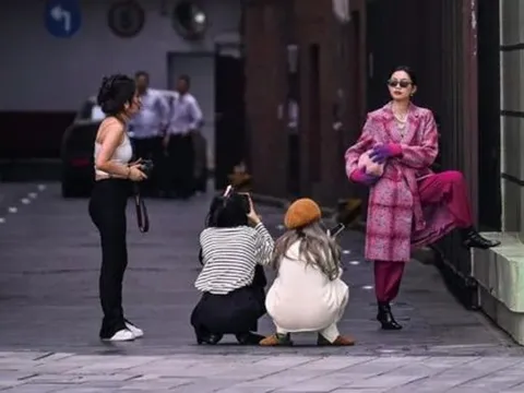 Lối sống "nghèo tinh tế" của một bộ phận tầng lớp trung lưu hiện đại: Có tiền nhưng không xài xa xỉ, trong hàng hiệu có đồ bình dân