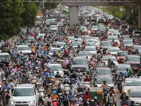 Đã đến lúc kiểm soát khí thải xe gắn máy