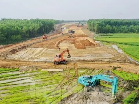 Cao tốc Bắc - Nam chậm tiến độ