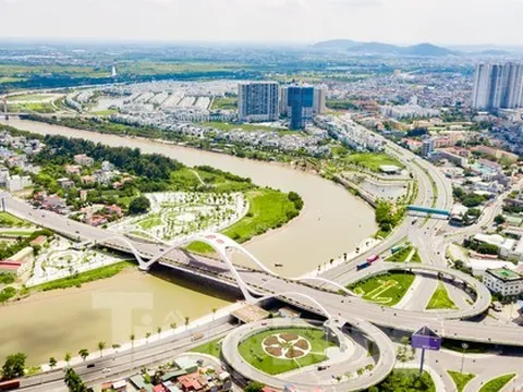 Ấn tượng với vẻ đẹp của hai cây cầu biểu tượng của TP Hải Phòng