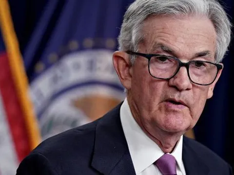 Bloomberg: Fed sắp tăng lãi suất lên mức cao nhất 22 năm