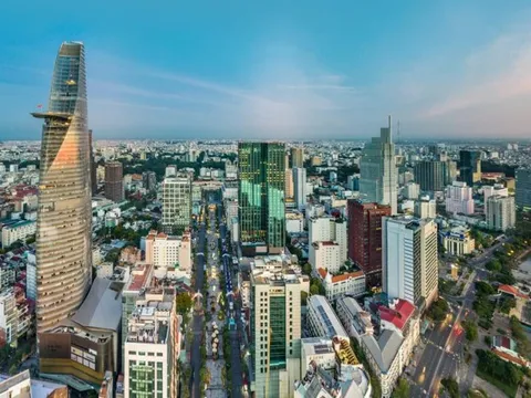 Từ khi bước vào “dân số vàng” đến nay, Việt Nam vượt ngưỡng thu nhập thấp, tăng trưởng GDP đạt 6,1%/năm, còn quy mô kinh tế thay đổi thế nào?