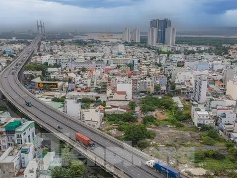 Cận cảnh đường dẫn cầu Phú Mỹ có 'cha đẻ' sai phạm đang bị xử lý