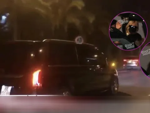 Cận cảnh dàn xe siêu sang đón BLACKPINK tại Hà Nội: Toàn Mercedes-Benz V-Class "Maybach" Edition, giá sương sương chục tỷ!