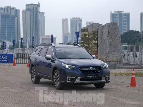Loạt xe gầm cao giảm giá mạnh trong tháng 7 tại Việt Nam