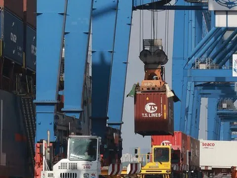Vụ 5 container nghi bị lừa đảo tại Dubai: Lấp đầy lỗ hổng rủi ro