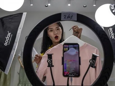 Bí quyết sau những buổi livestream giúp người bán thu về rất nhiều đơn mỗi ngày