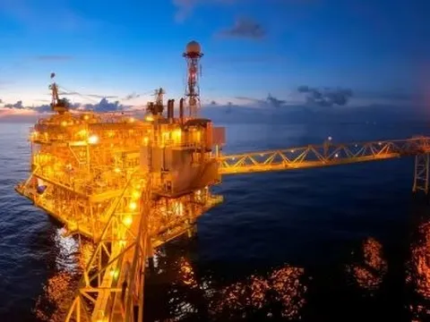 Không phải Nga hay Trung Đông, đây mới thực sự “ông trùm” của thị trường dầu mỏ toàn cầu, âm thầm cung cấp ra thị trường hơn 12 triệu thùng dầu mỗi ngày