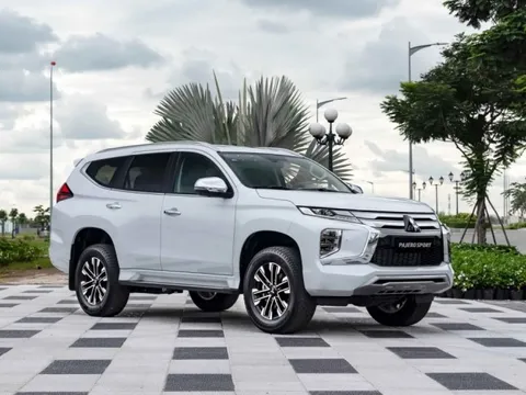 Bảng giá xe Mitsubishi tháng 8: Pajero Sport giảm hơn 200 triệu đồng