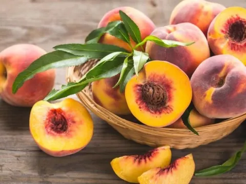 Những người tuyệt đối không nên ăn nhiều đào